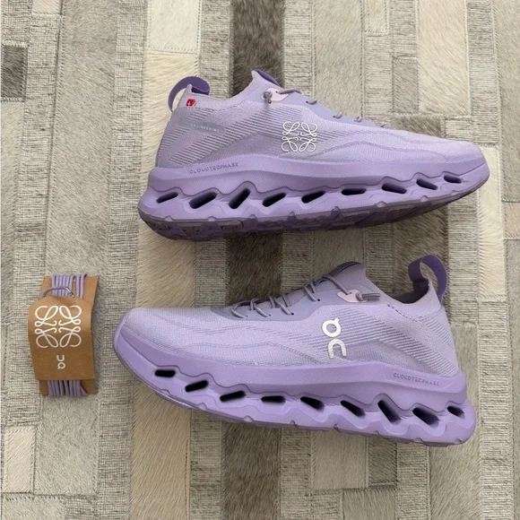 On cloud & Lo purple cloudtilt sneakers 💜 - Picture 1 of 6